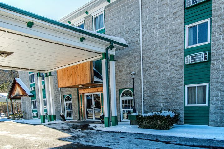 Westgate Inn