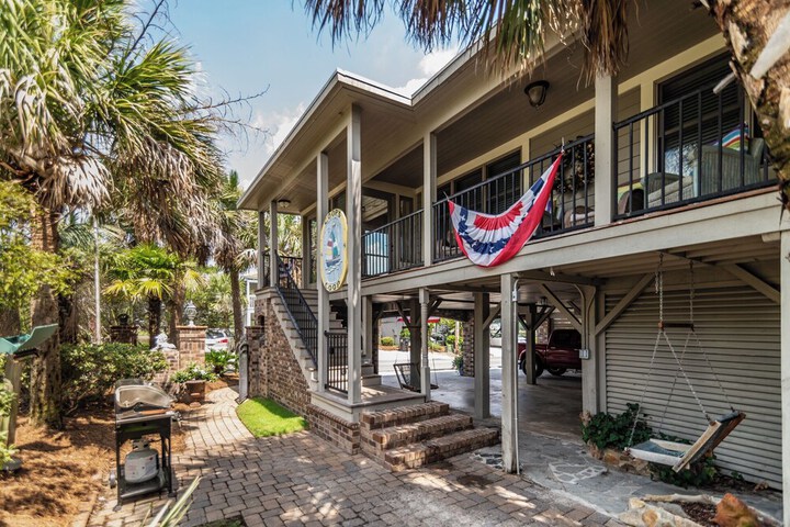 Lachicotte Vacation Rentals