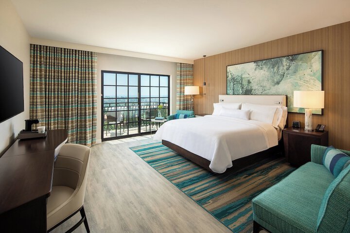 Room 52 of 85