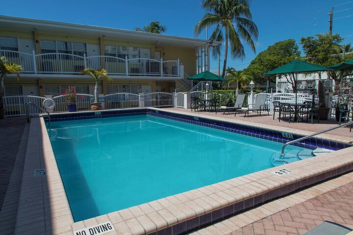 Pool 16 of 130