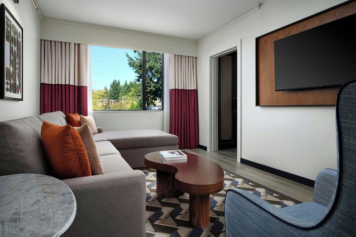 The Somm Hotel & Spa Autograph Collection