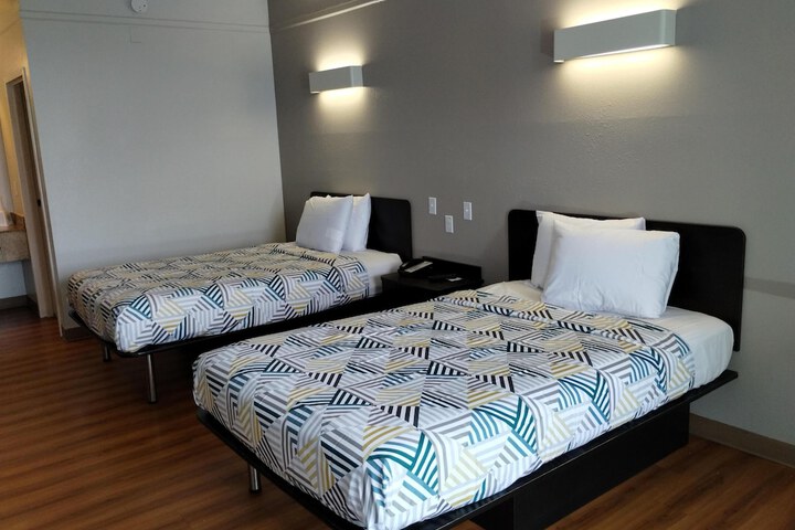 Motel 6 Seaford DE