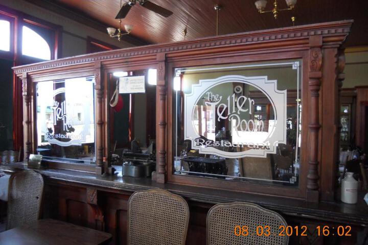 LandMark Inn at the Historic Bank of Oberlin