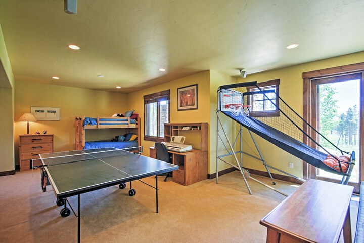 Tabernash Retreat w / Hot Tub & Stunning Mtn Views!