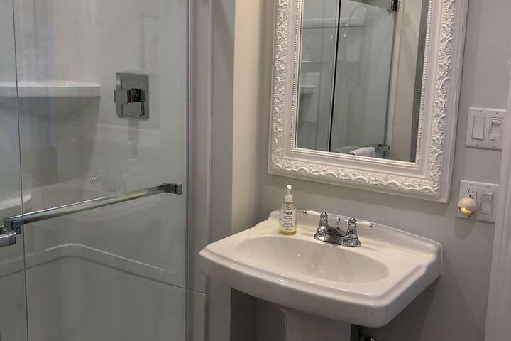 Room 13 of 49