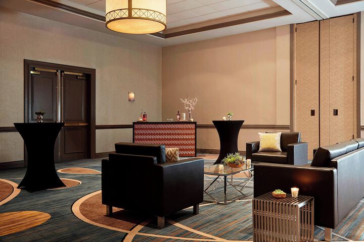 Hotel Interior 4 of 41