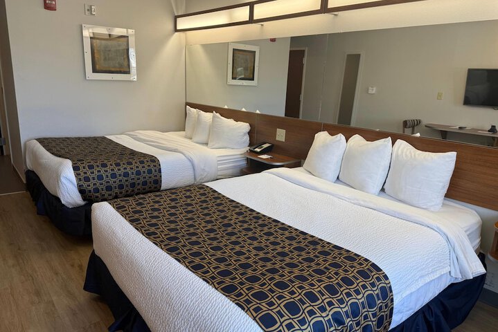 Microtel Inn & Suites by Wyndham Dickson City / Scranton