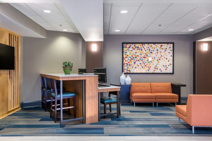 Holiday Inn Express & Suites Grenada by IHG