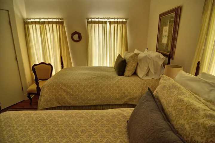 RiverWood Inn