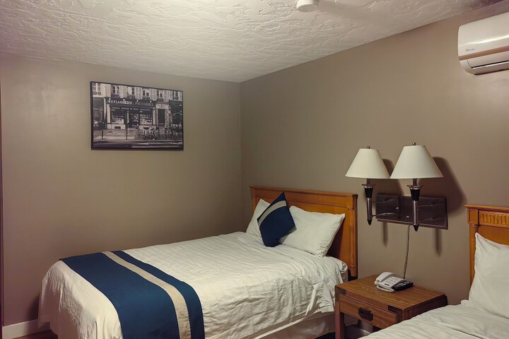 Room 84 of 95