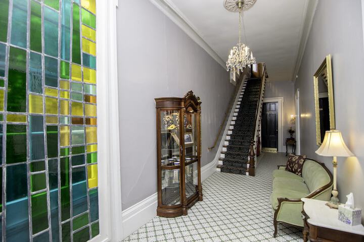 Hotel 4 of 69