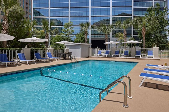 Pool 11 of 38