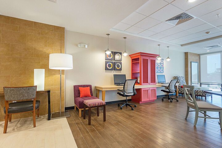Business Center 66 of 67
