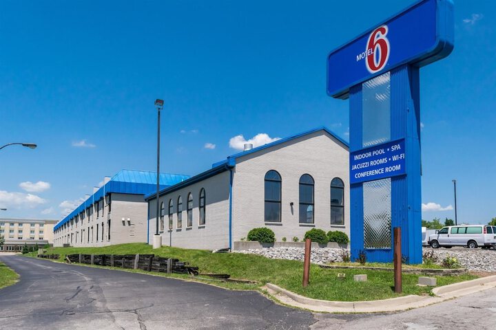 Motel 6 Richmond IN