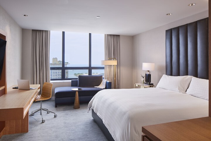 Room 40 of 104
