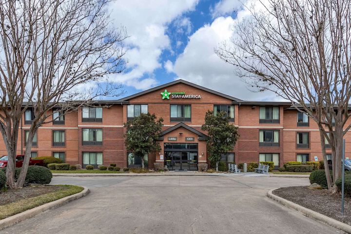 Hotel 2 of 30