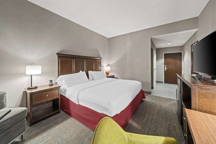 Hampton Inn by Hilton New Bedford / Fairhaven