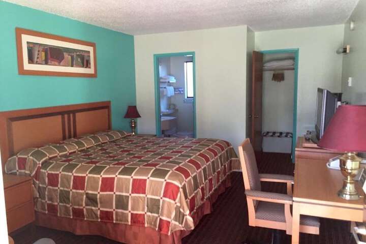Klamath Motor Lodge