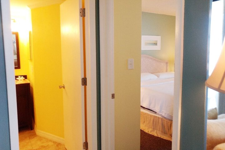 Room 35 of 137