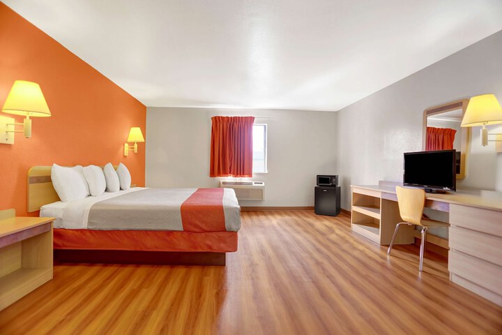 Motel 6 Espanola NM