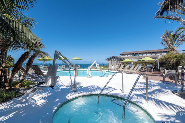 Wave Crest Resort