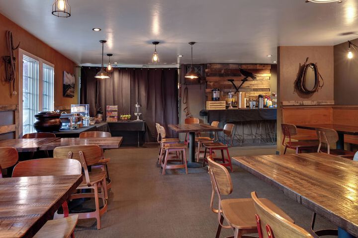 Breakfast/Coffee Service 61 of 68