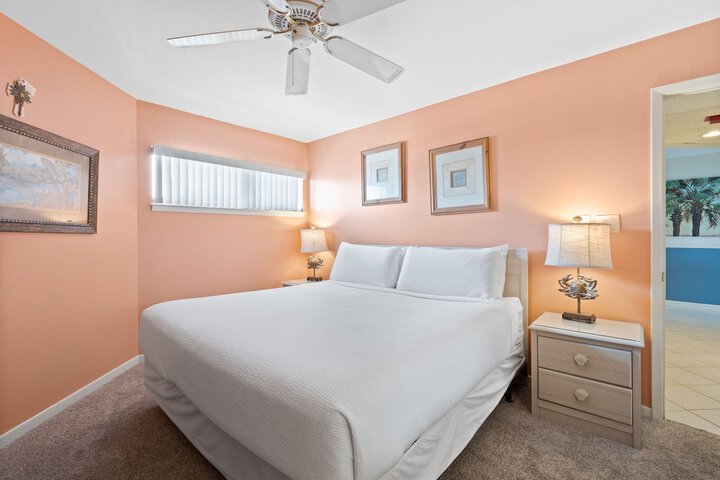 Room 47 of 202