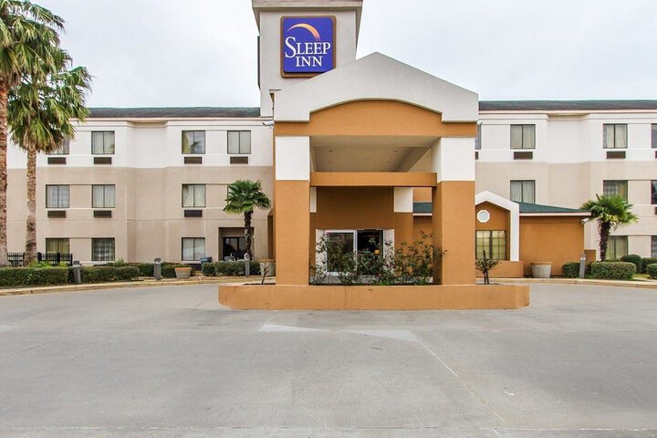 Hotel 3 of 38