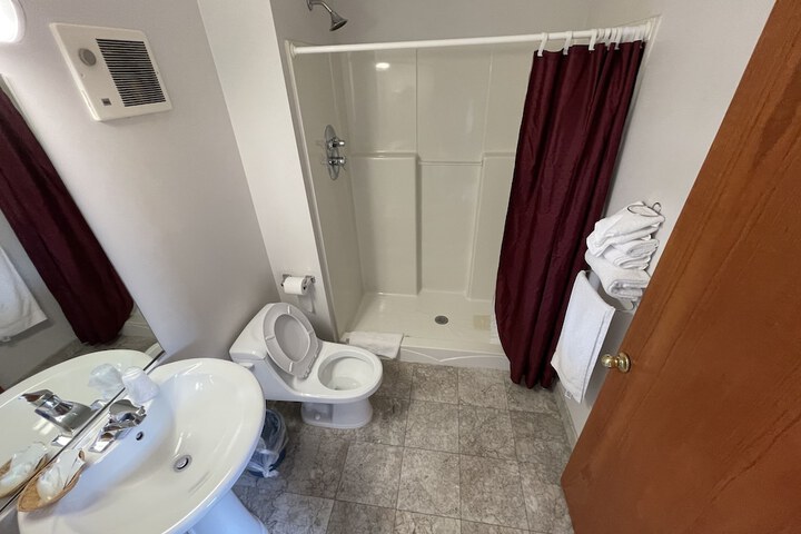 VIBE INN - WHIRLPOOL SUITES