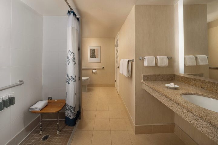 Room 11 of 20