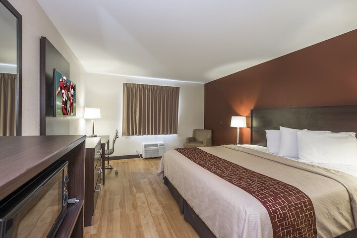 Room 17 of 24
