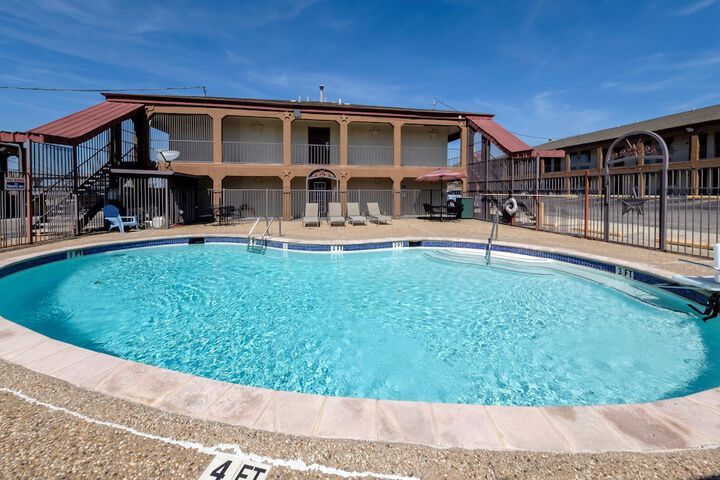 Pool 5 of 49