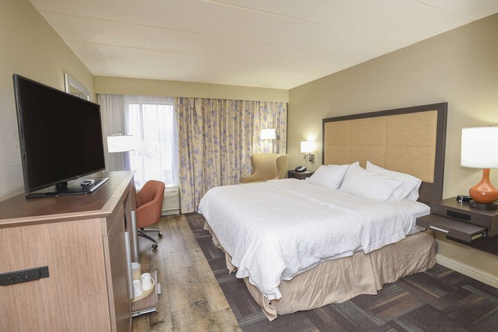 Room 13 of 25