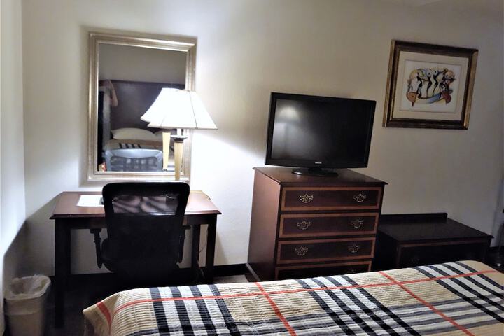 Room 62 of 75