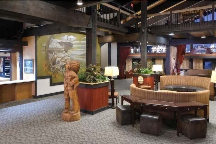 SHAWNEE LODGE