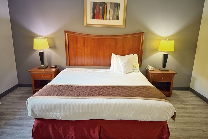 Room 17 of 22