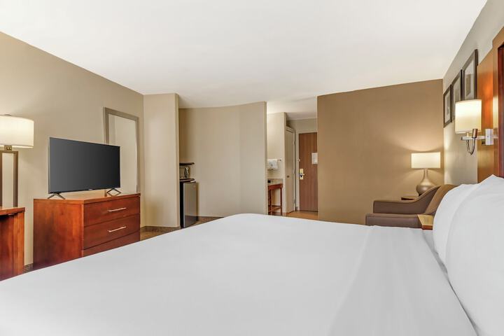 Comfort Inn North - Air Force Academy Area