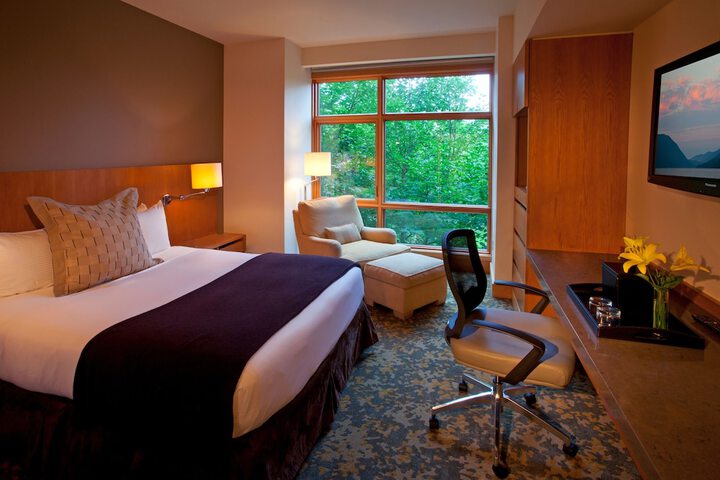 Cedarbrook Lodge
