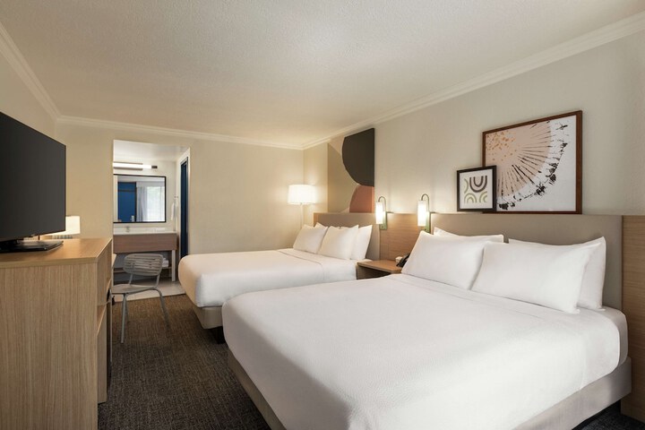 Room 14 of 20