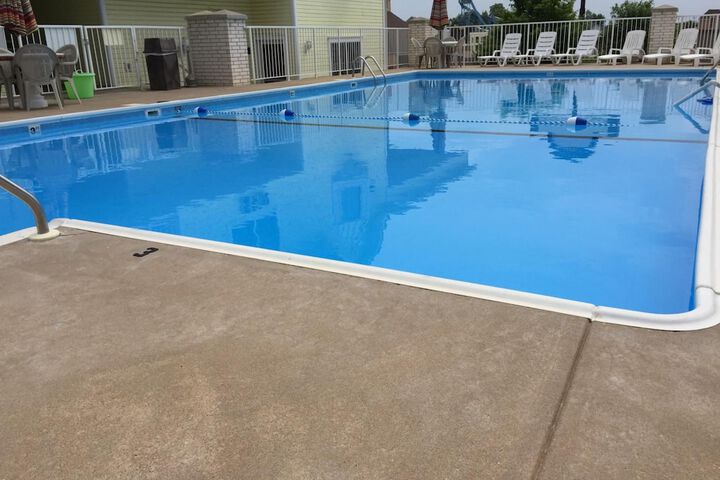 Pool 8 of 40