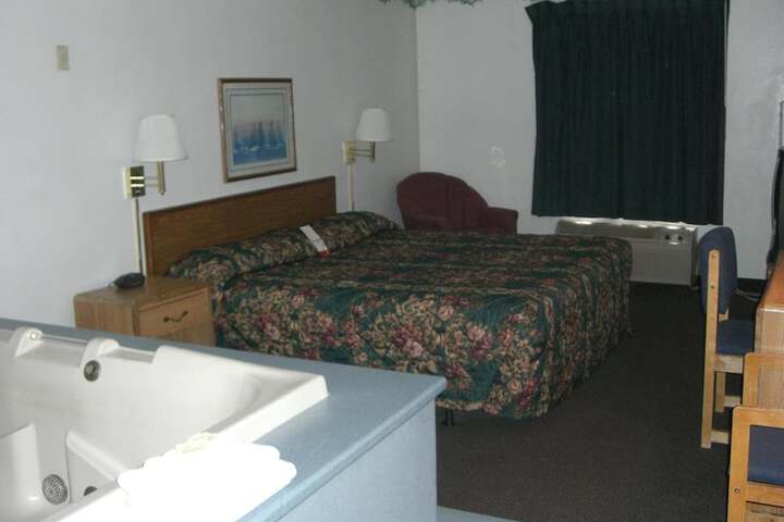 Room 4 of 30