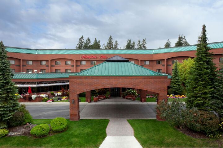 Hotel 6 of 75