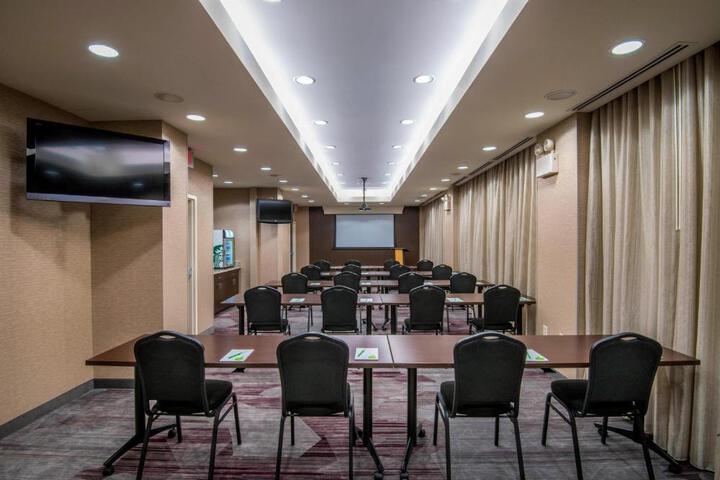 Courtyard by Marriott Tulsa Downtown