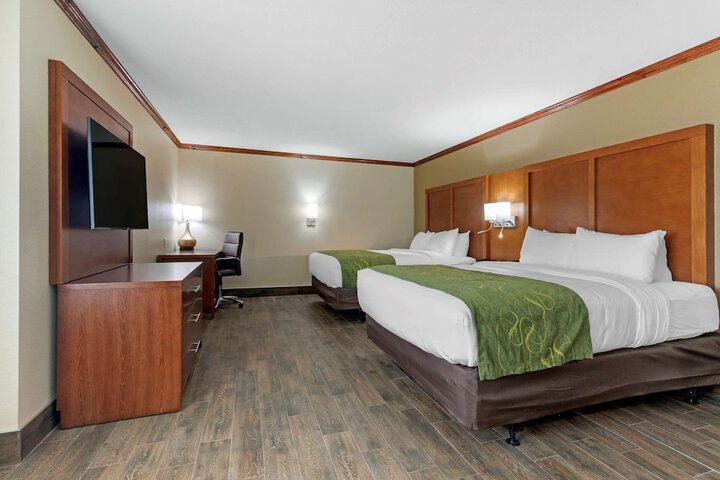 Comfort Suites West Monroe near Ike Hamilton Expo Center