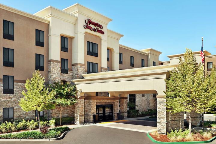 Hotel 2 of 27