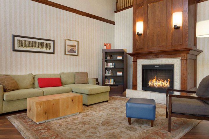 Hotel Interior 4 of 17