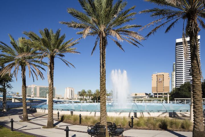 DoubleTree by Hilton Hotel Jacksonville Riverfront