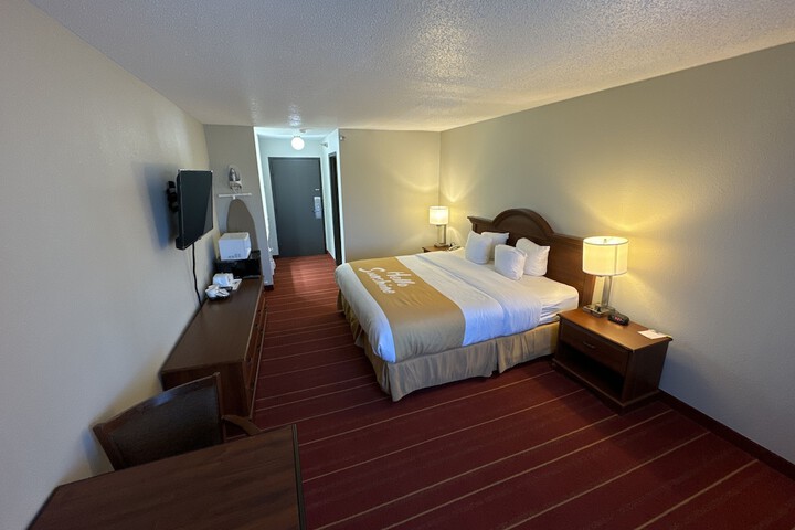 Room 42 of 69
