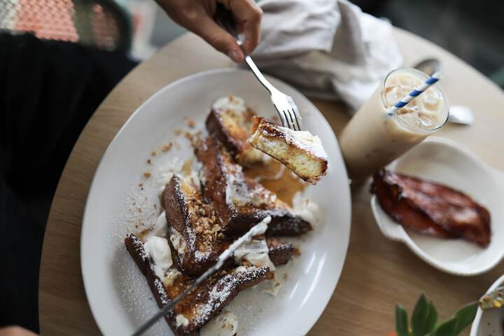 Breakfast/Coffee Service 31 of 37