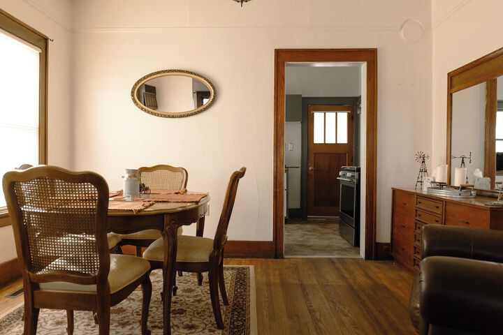 Room 83 of 234